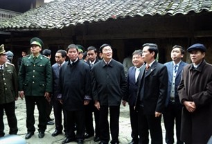 Chủ tịch nước Trương Tấn Sang làm việc với lãnh đạo chủ chốt của tỉnh Hà Giang - ảnh 1
